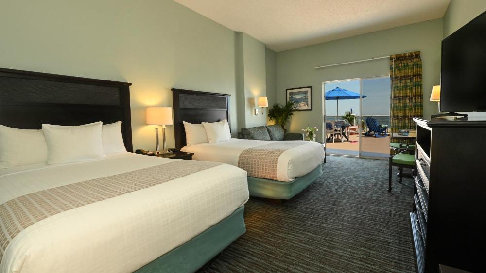 Bay View Two Double Beds interior